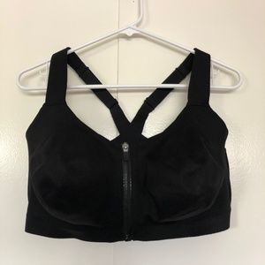 Victoria’s Secret Incredible Knockout Ultra Max Black Sports Bra, Size 38DDD